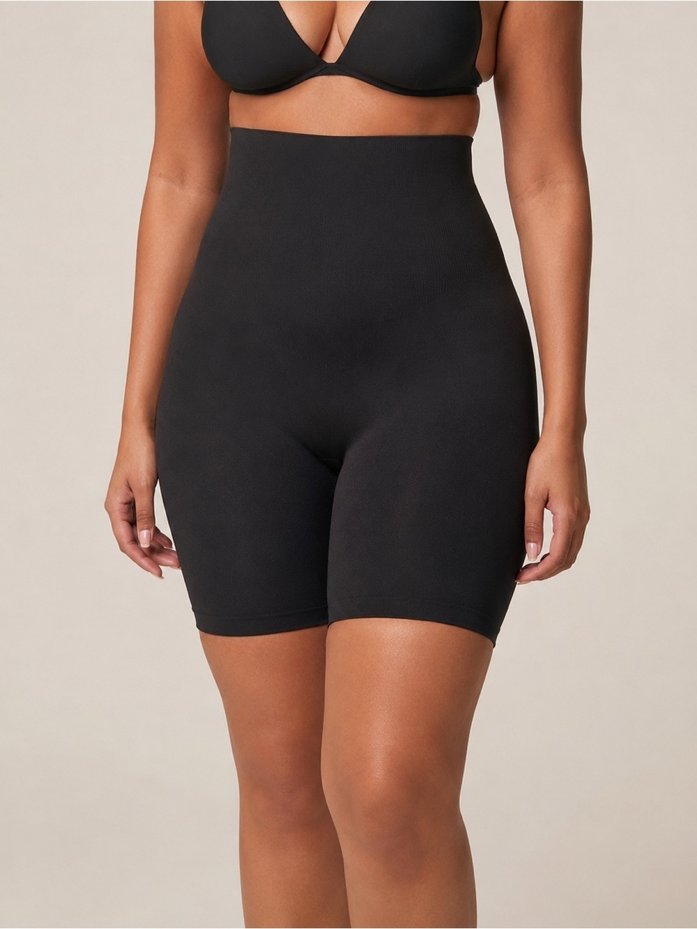 SKIMS Seamless Sculpt Mid Thigh Shorts Black Size 2XL